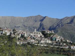 Xtrallusion photo gallery of Italy. Photos, pictures, images and photographs of the Italian Rivieras, the Italian Lakes, the Italian Alps, the Cinque Terre, the Amalfi coast and some of the most beautiful corners of Italy. Plus photos of Italian cities such as Pisa, Milan, Genoa and Rome.